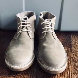 H&M Grey Suede Desert Boots